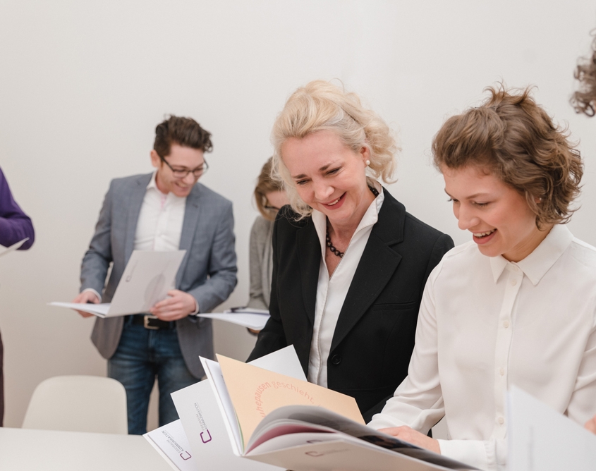 daniela zeller freiraum kommunikation seminar trainier beratung frauen stimme büro reportage