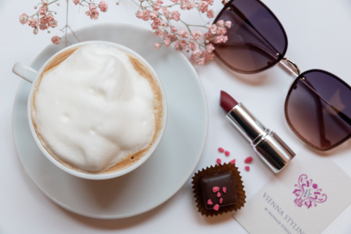 Personal Brand Fotografie Nathalie Stiegler Vienna Styling Kontakt Businessfoto